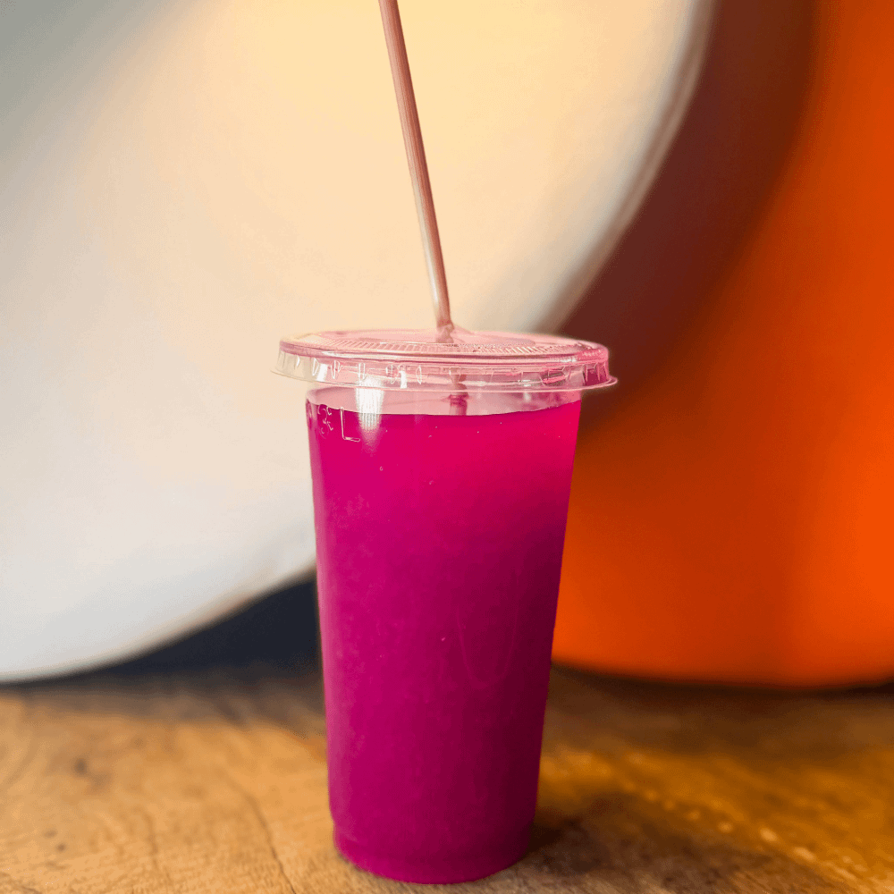 Bicchieri trasparenti compostabili con coperchio 300 ml, praticità e sostenibilità