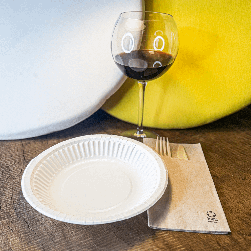 Ciotole di carta foderate in Biocoated 500 cc, compostabili e biodegradabili.