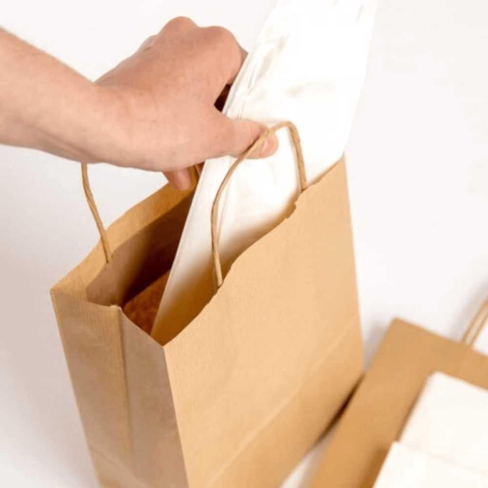 Shopper in carta avana ecologici, impermeabili e versatili