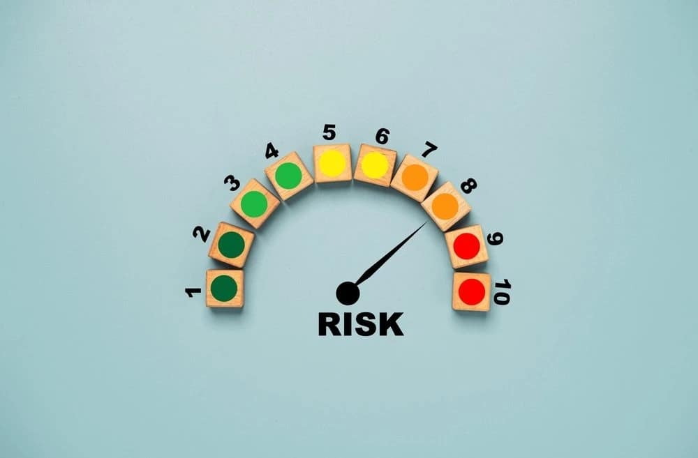 Indicatore grafico del rischio da BPA e ftalati nei materiali a contatto con gli alimenti