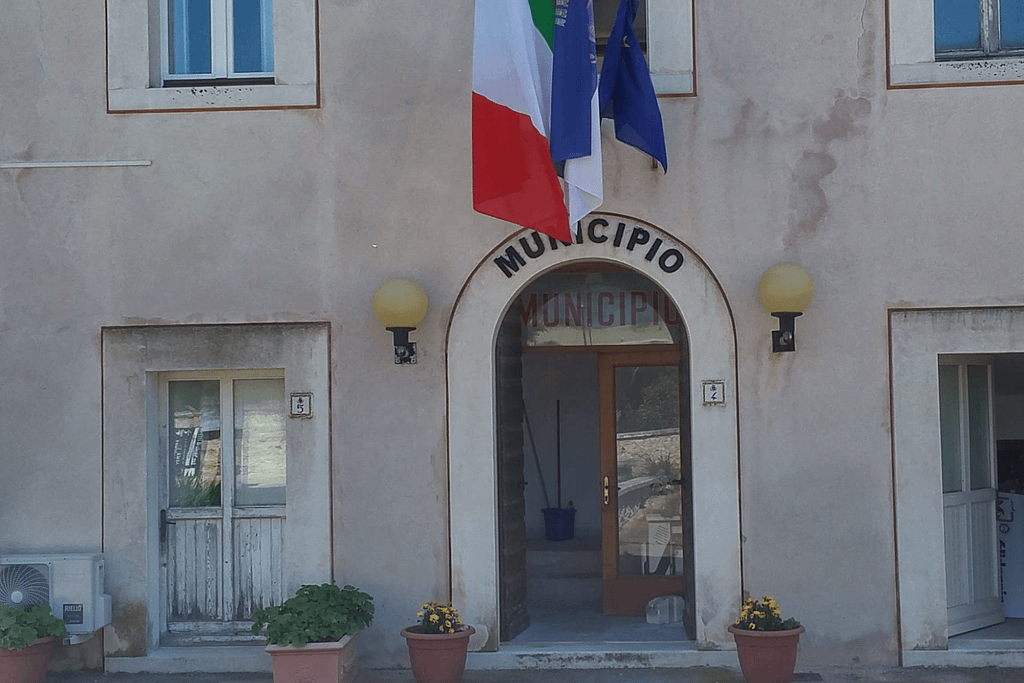 Immagine del municipio delle Tremiti plastic free