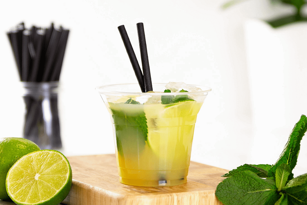 cannucce nere ecostenibili per bevande fredde