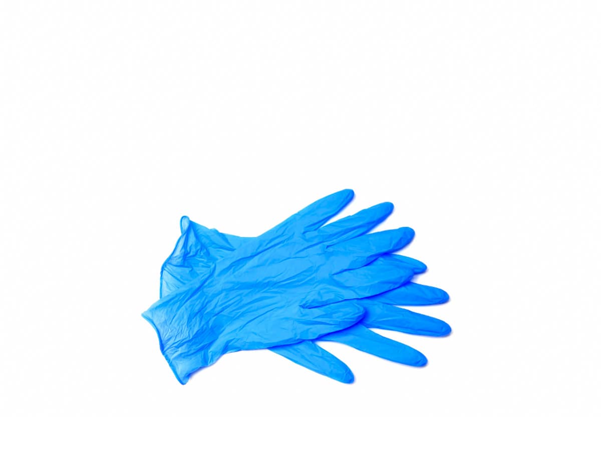 Gants jetables en nitrile et en latex : résistants, confortables et adaptés aux usages alimentaires et professionnels